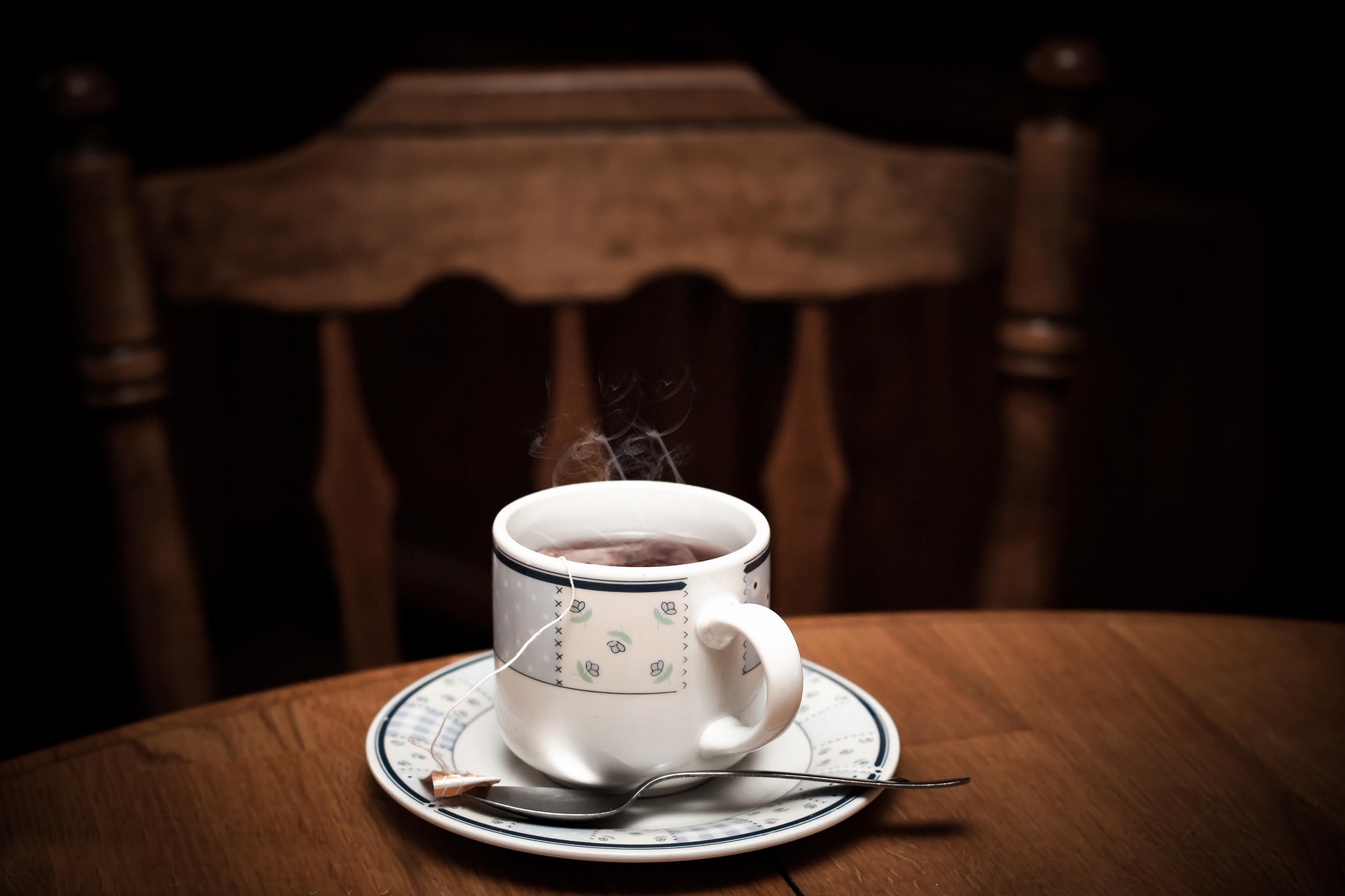 cup of hot tea-1090672_1920_pixabay